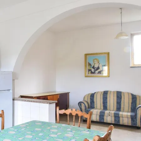 2 Bedroom Nice Apartment In Cessaniti *